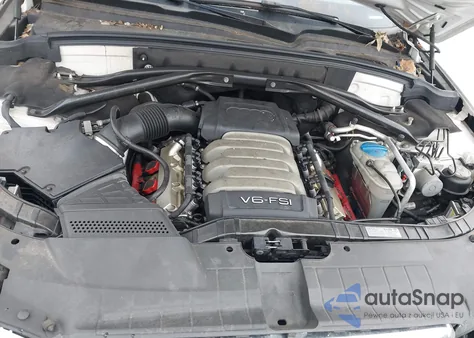 2010 Audi Q5 3.2 Premium z USA, uszkodzony, nr VIN WA1LKAFP8AA032170